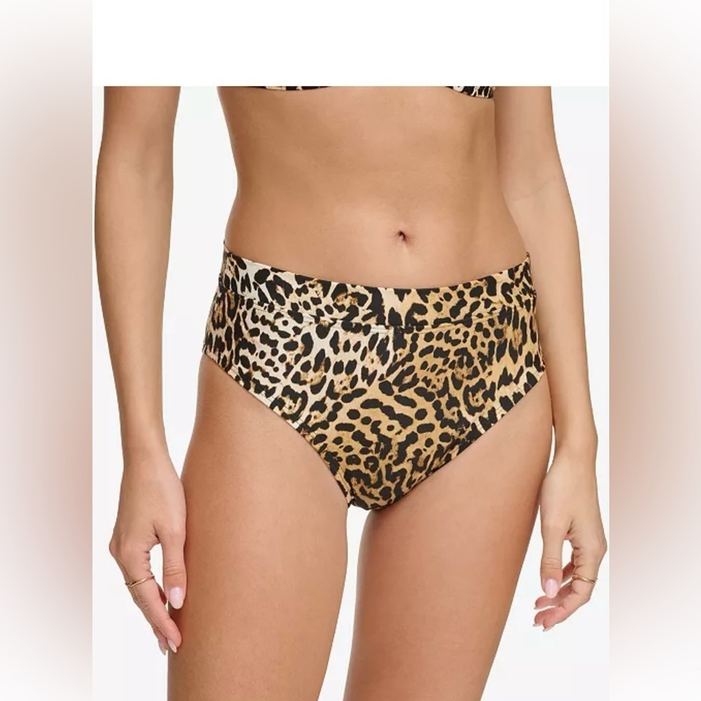 NWT DKNY
Women's High Waist Bikini Bottoms large